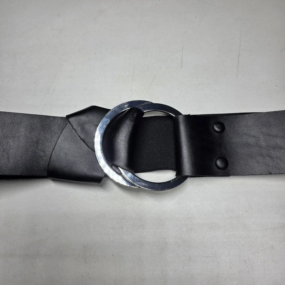 Chicos Black Genuine Leather Wide O-Ring Elastic Stretch Cinch Belt Size Medium